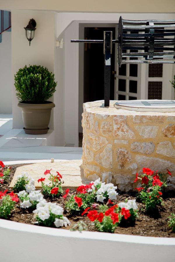 Yard Rooms Corinth Exterior foto